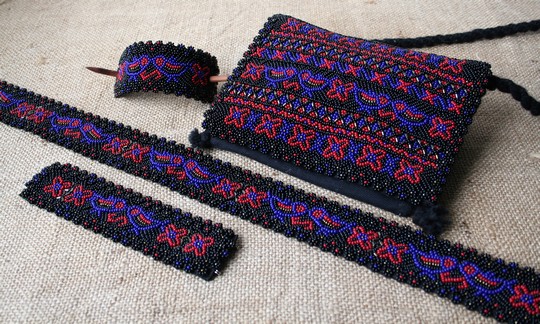 Gy�ngy�s szett a gy�ngy�s csipke mint�j�nak felhaszn�l�s�val